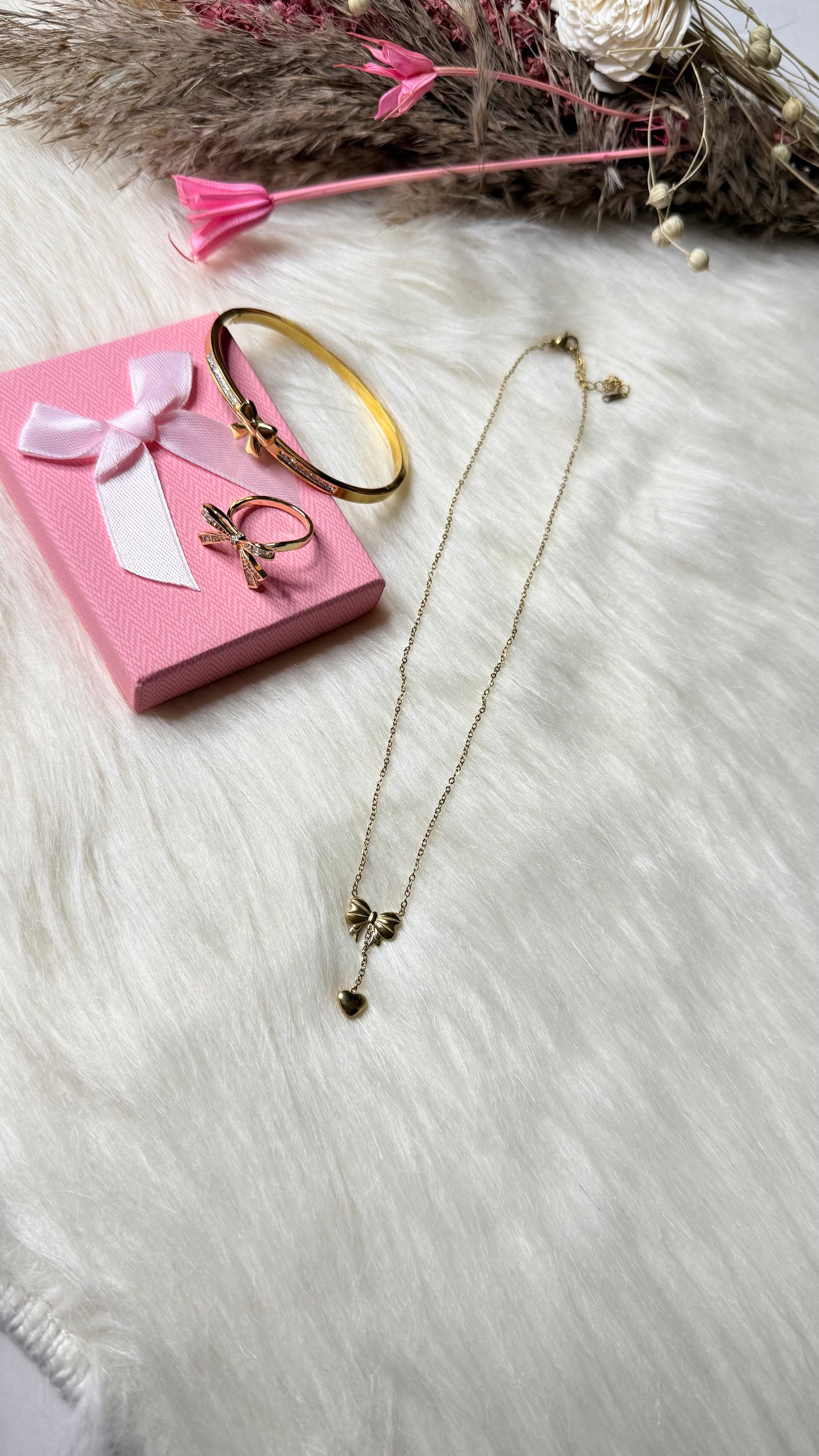 Bow & Heart Luxe Set