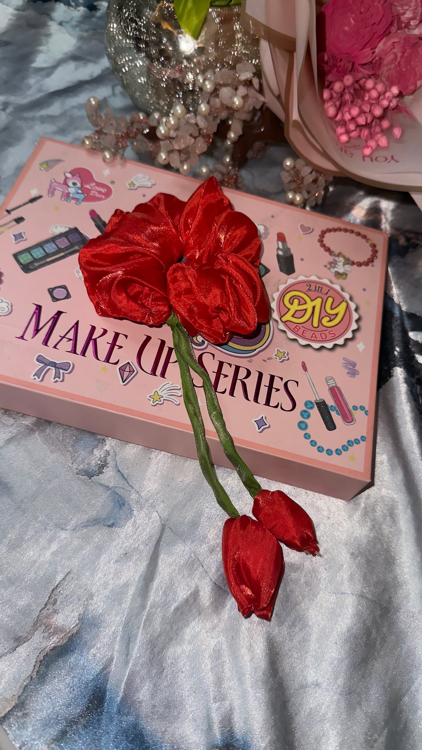 Tulip flower scrunchies