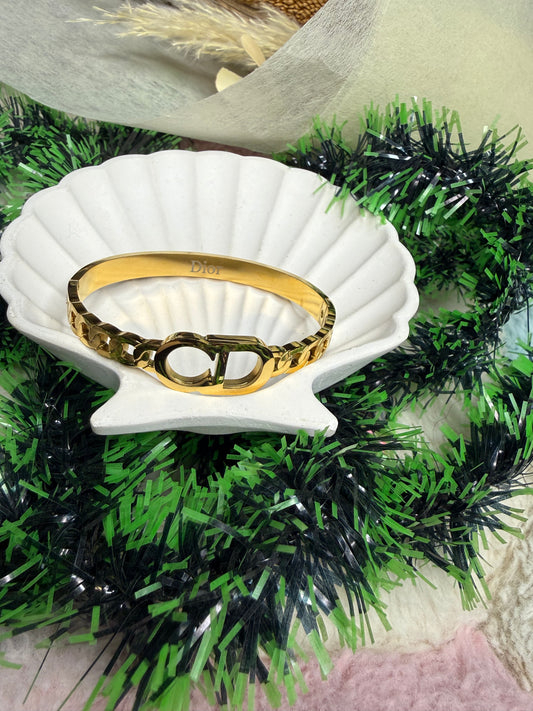 Boss Lady Gold Bracelet