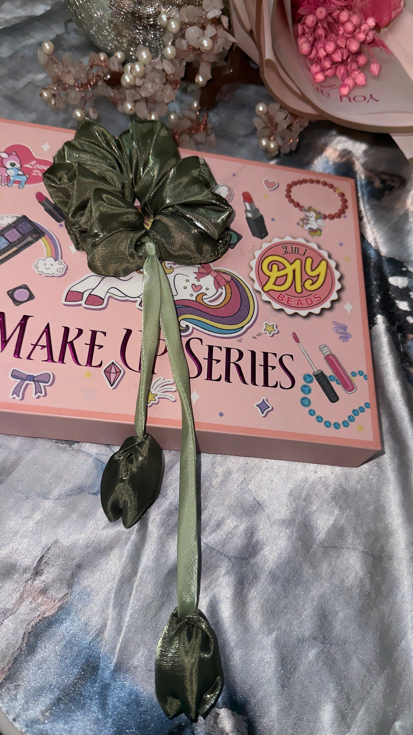 Tulip flower scrunchies