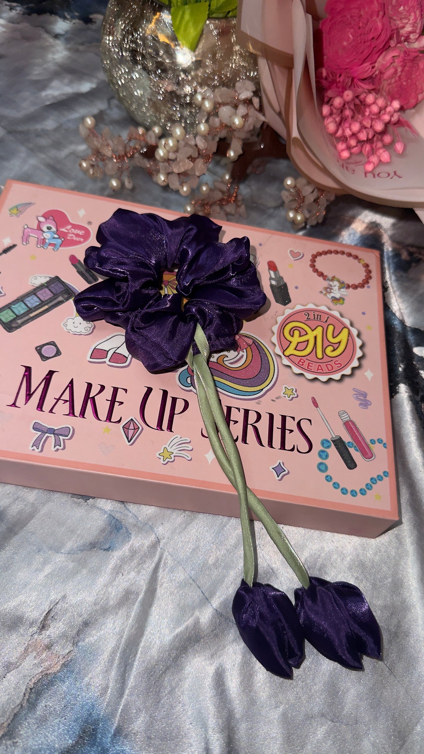 Tulip flower scrunchies