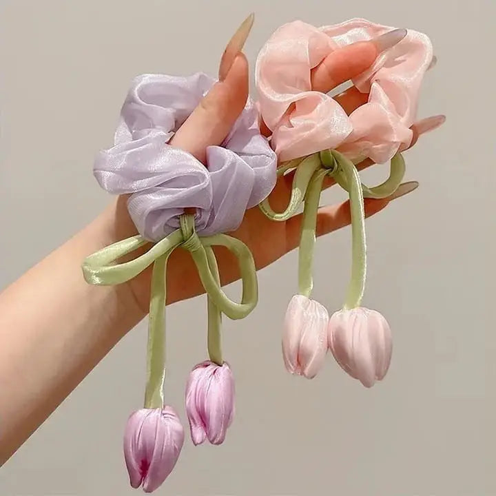Tulip flower scrunchies