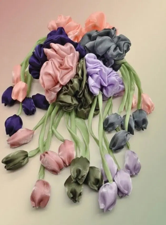Tulip flower scrunchies